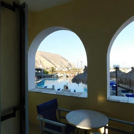 Aparthotel Perivolos Sandy Village 3*