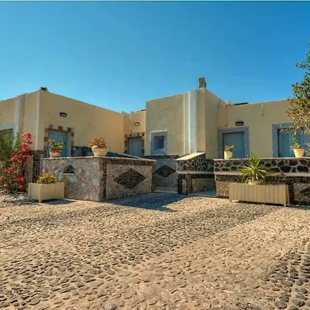 Perivolos Sandy Village Aparthotel 3*