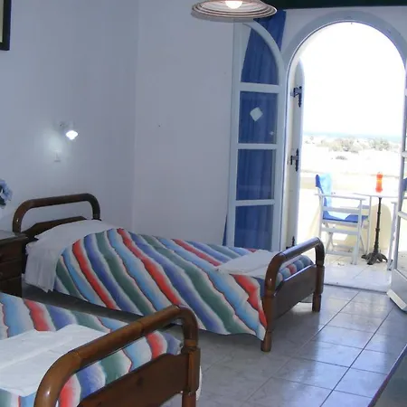 Perivolos Sandy Village Perissa (Santorini)